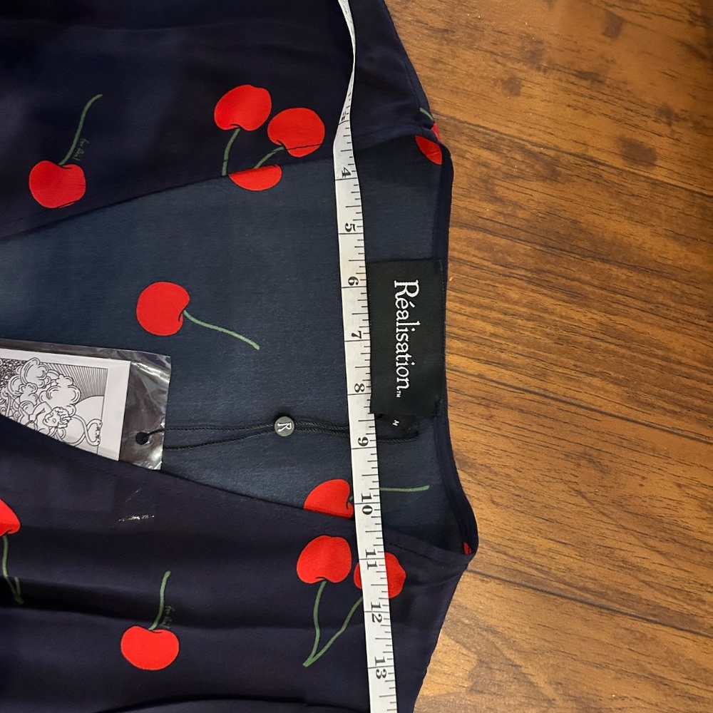 Realisation Par - The Teale dress in Wild Cherry - size M - 100% silk - NWT - Picture 11 of 11